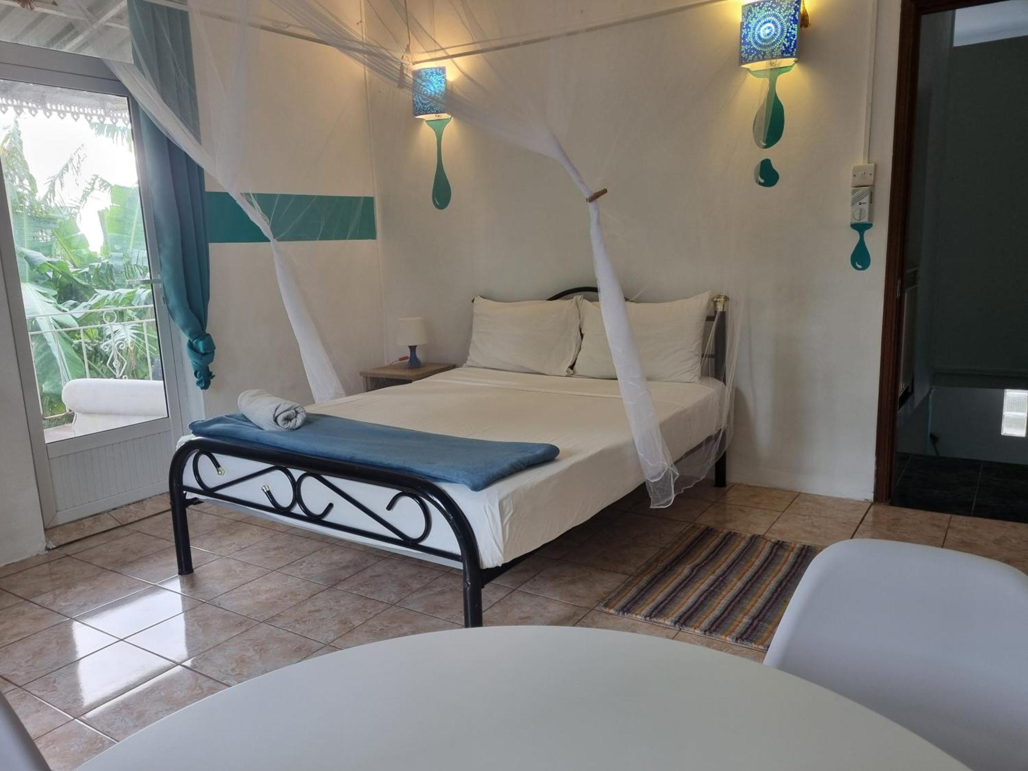 Hotel Surf House La Gaulette Zimmer foto